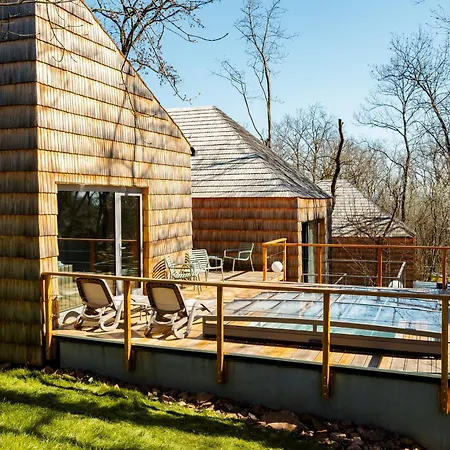 リゾート Pazar Homes *