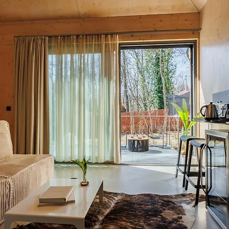 Üdülőközpont Pazar Homes *